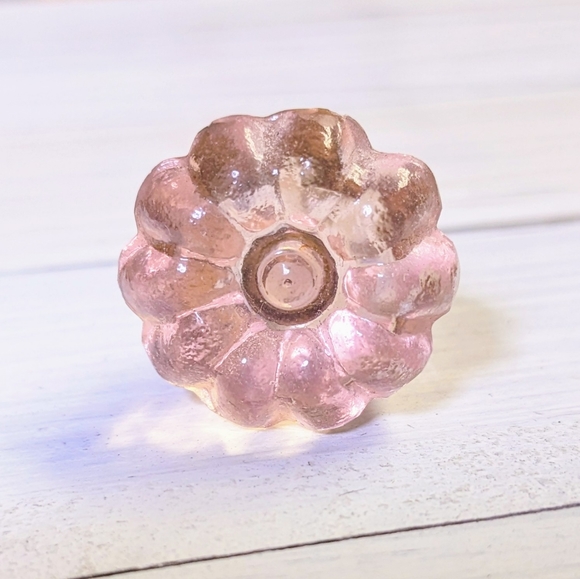 Other - 3 Glass knobs / pulls